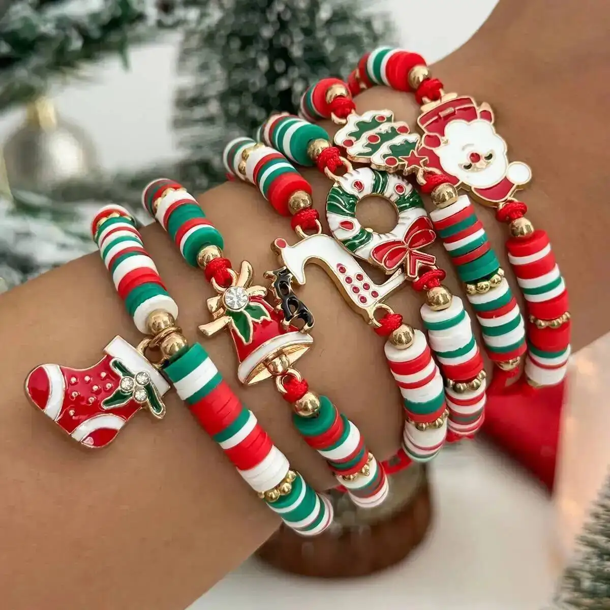 

Lacteo 2026 New Christmas Series Stackable Santa Socks Elk Pendant Bracelet for Women Romantic Exquisite Couple New Year Jewelry