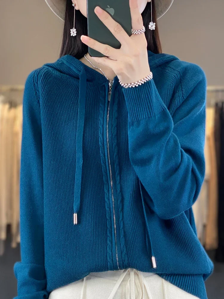 

2024 autumn and winter hooded cardigan women's knitted top loose sweater casual solid color double zipper cardigan top