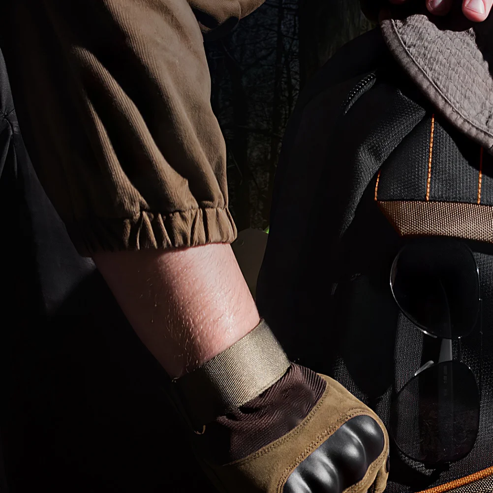 13 قطعة المعلقات العاكسة تصميم شجرة النجوم الرائعة معدات السلامة للحالات الداكنة المحمولة حلقة رئيسية حقيبة سحر للخارجية