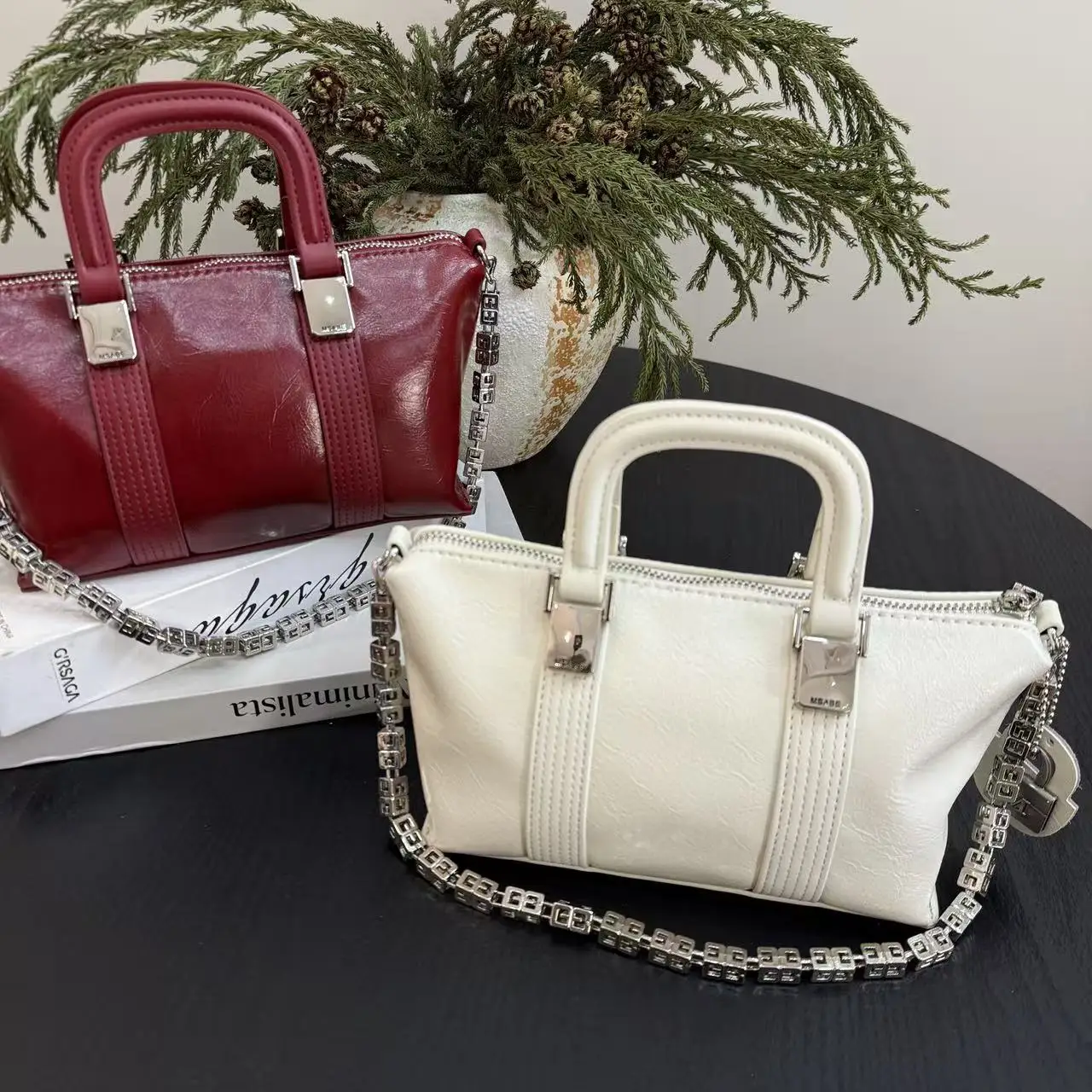 fashionable-women's-bucket-handbag-chain-shoulder-bag-underarm-crossbody-bag-stylish-british-style-pure-color-square-shape