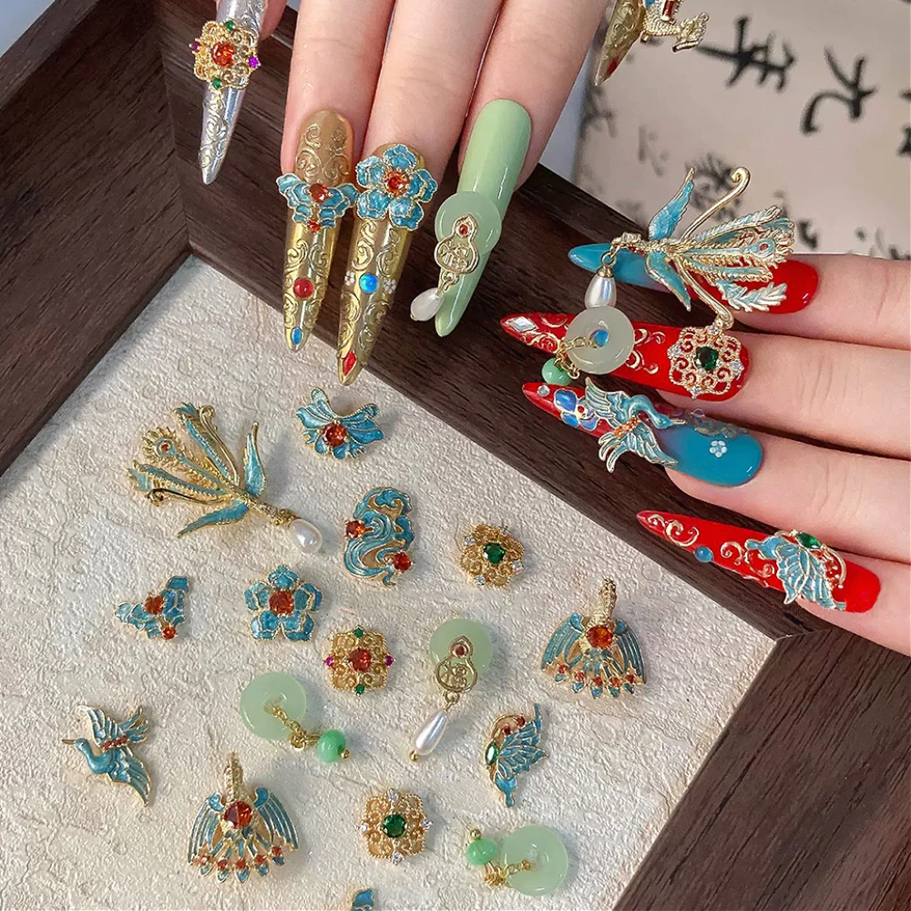 

Chinese Wedding Phoenix Crown Pearl Rhinestone Butterfly Peony Auspicious Clouds Jade Nail Art Decorations Manicure Accessories