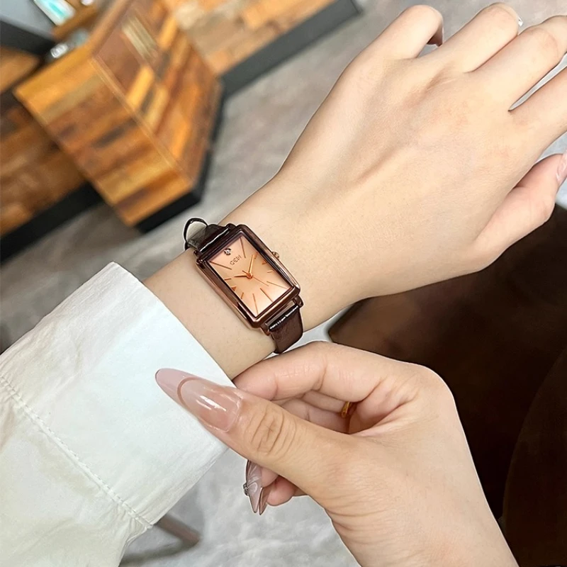 New Rectangular Elegant Temperament Women's Watches Genuine Leather Leather Waterproof Quartz Watches Vintage Women's Watches