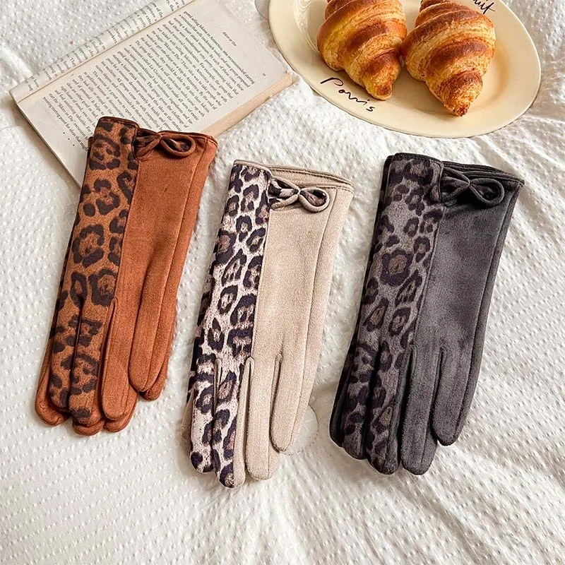 Gloves Leopard Print Patchwork Color Autumn and Winter Cold Proof and Warm Finger Gloves for Women