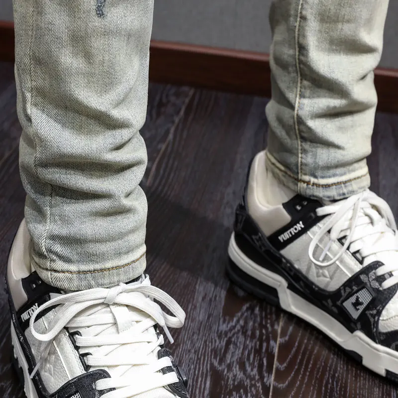 Y2K designer fashion new men's jeans patch damaged washed nostalgic elastic slim fit ancient light blue jeans high street hip-ho