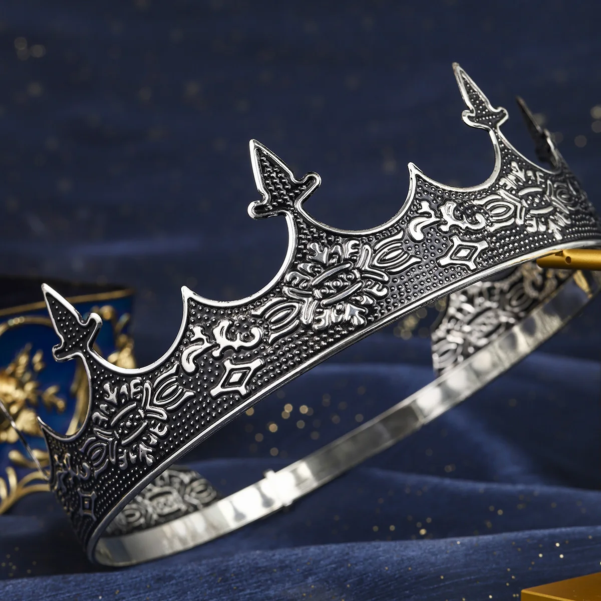 Fashion Alloy Luxury Rhinestone Men's Crown Vintage Style Exquisite Headdress Hair Accessories Festive Wedding Tiara image 4