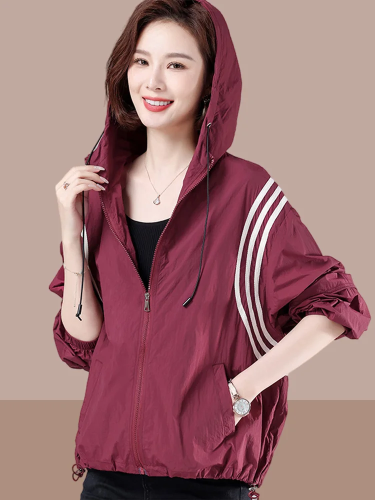 

Женская легкая дышащая уличная куртка для активного отдыха, лето 2026, новая модель, защита от УФ-излучения, ветрозащитная, модная, из полиэфирного волокна