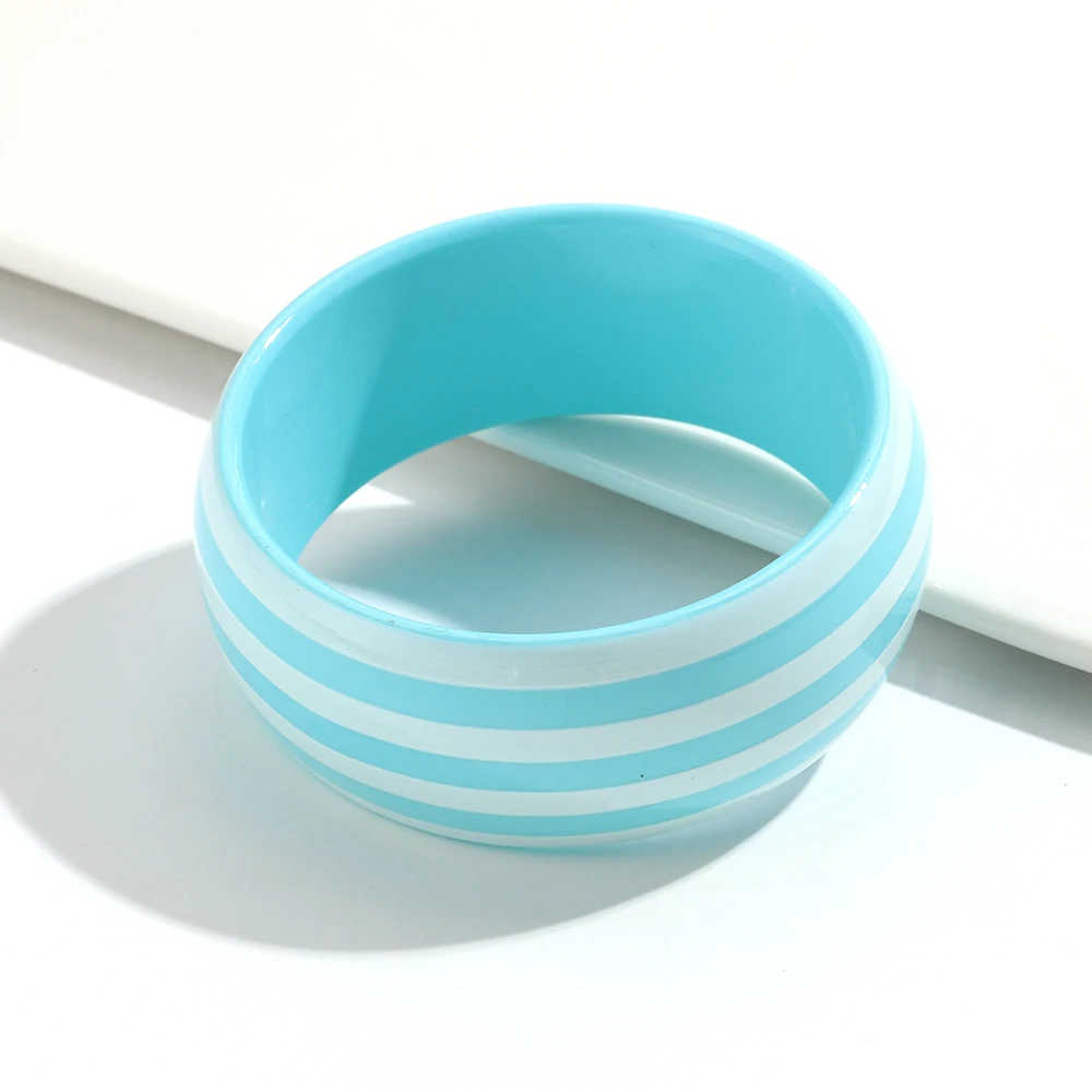 Modische Bunte Harz-Armreifen mit Breiten Streifen für Damen, Geometrische Stapelbare Massive Armreifen, Party-Schmuck Geschenke – Detail 9
