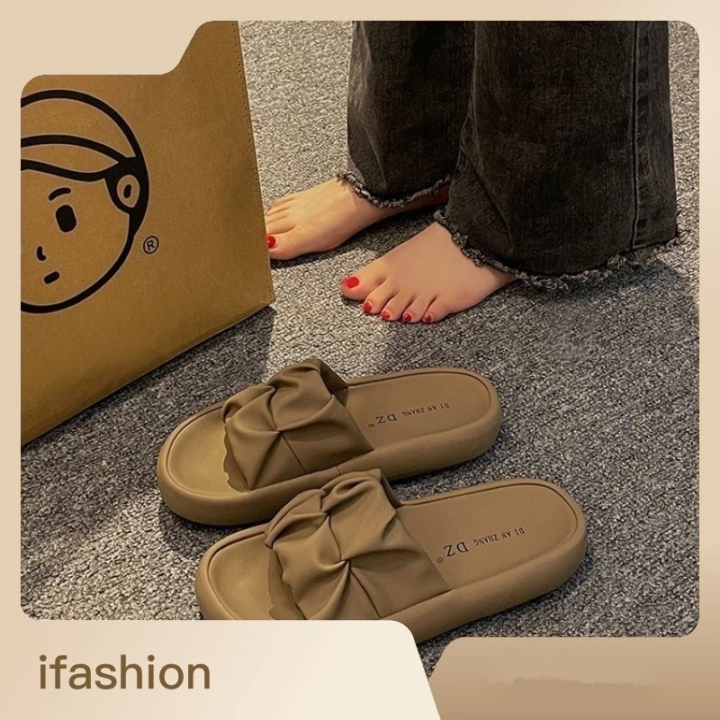 

2023 New Summer Slippers Women's Outer Wear Fashion All-match Thick Bottom Pleated Design Beach Shoes