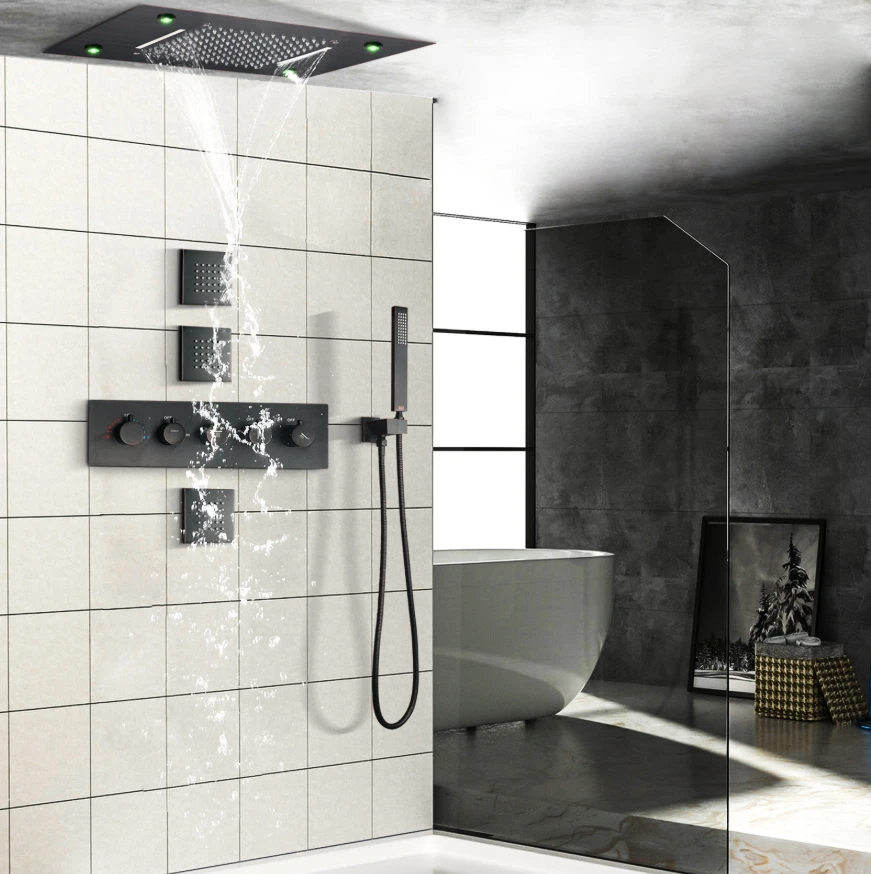 北米スタイルLEDフルボディレインシャワーシステム、3個のボディジェットスプレー付き、レインフォールミストシャワー水栓セット