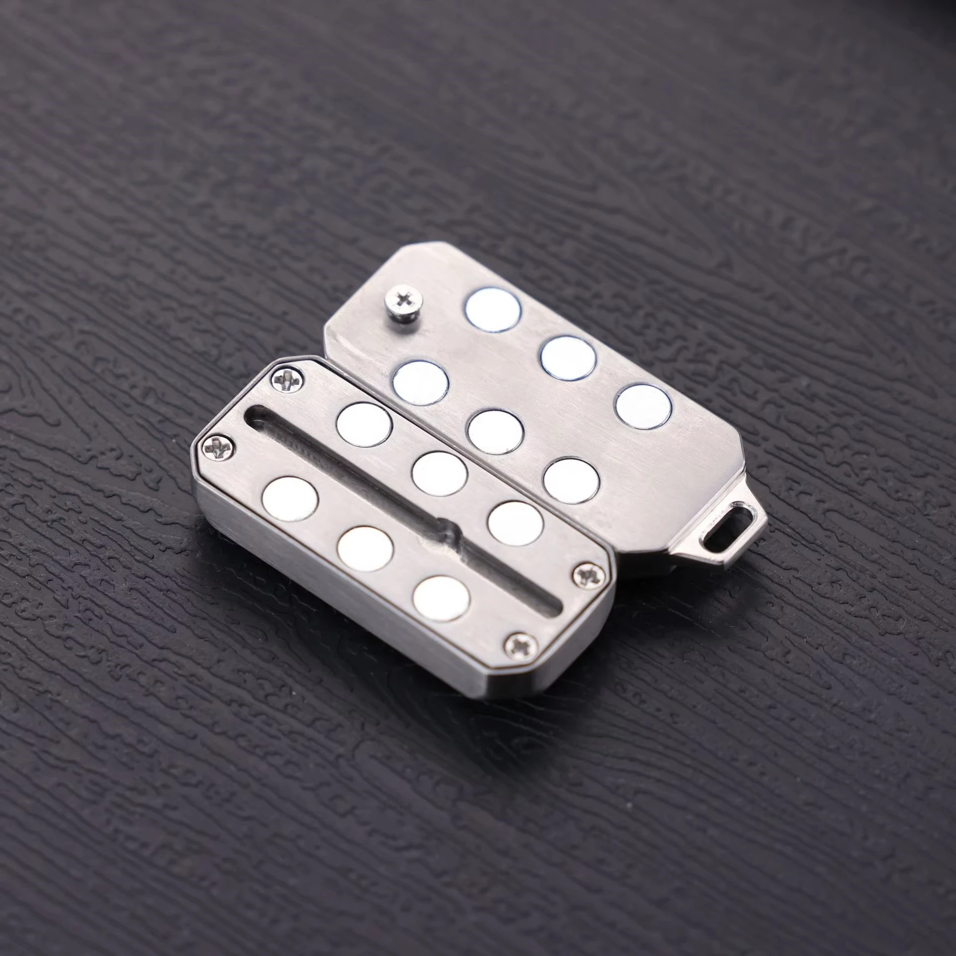 EDC أداة منزلق بأطراف الأصابع من الفولاذ المقاوم للصدأ أداة ADHD ألعاب حسية لتخفيف التوتر لعبة تململ سبينر