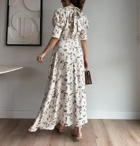 2025年レディース新作 ウエストシェイプ ロングスカートスタイル おしゃれで上品なサテン プリント レースアップワンピース