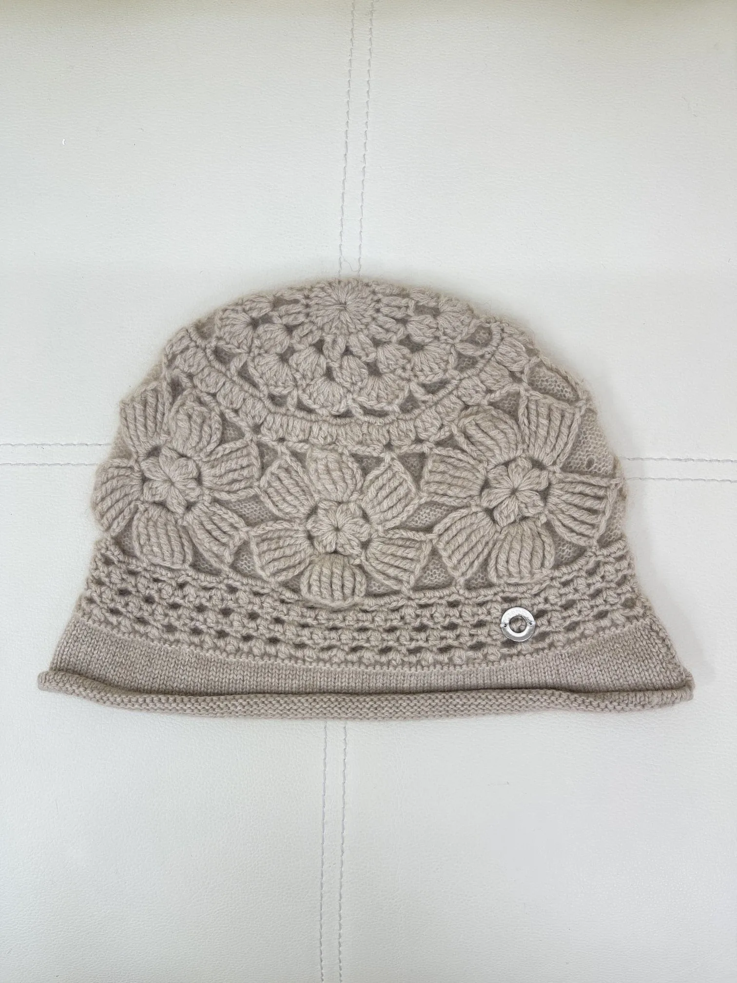 Autumn And Winter High Quality Handmade Crochet Cashmere Hat For Women Two Colors One Size 2024