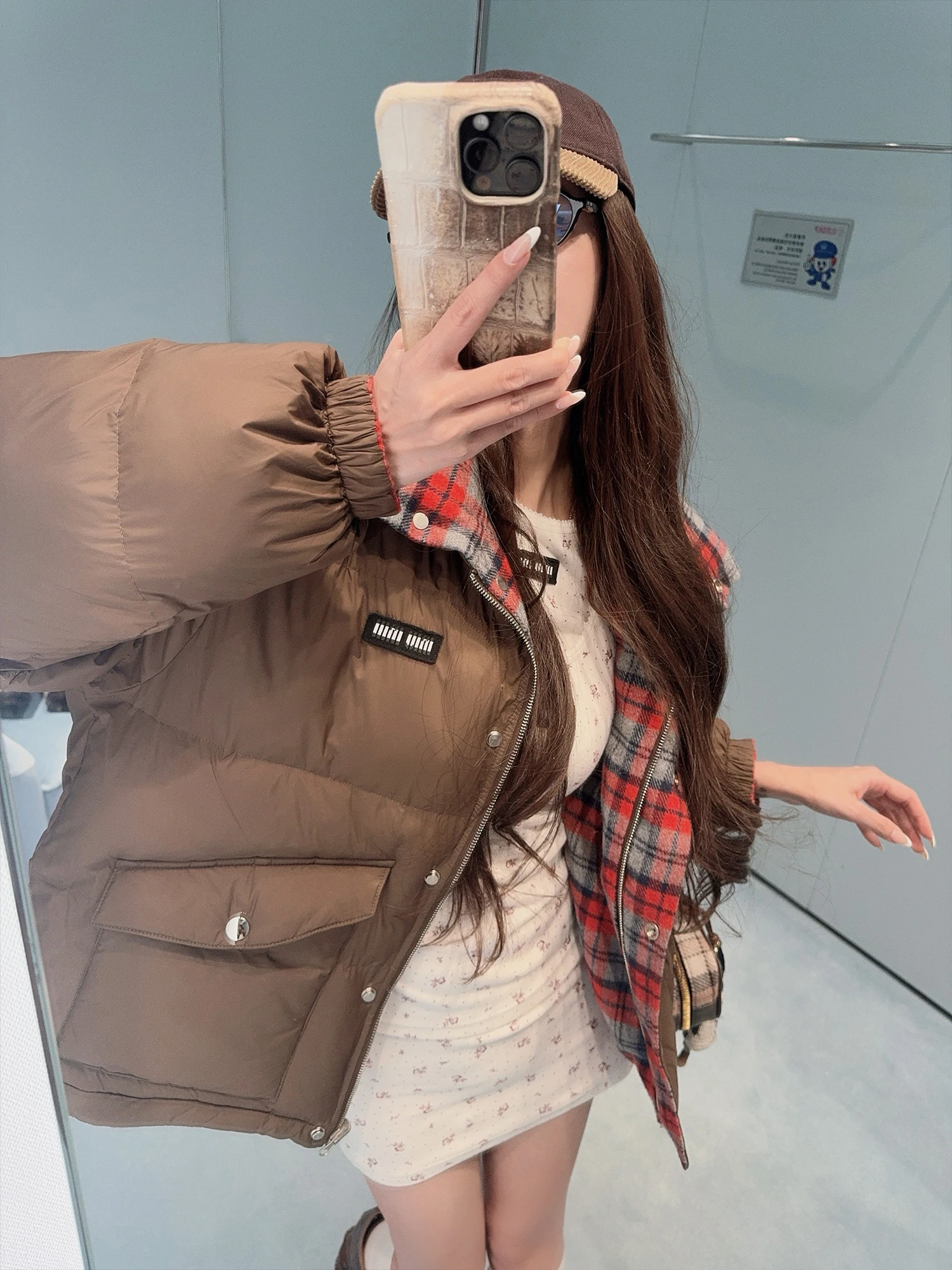 

Красная клетчатая двусторонняя утепленная хлопковая куртка для женщин, зимняя, свободного кроя, с воротником-стойкой, от китайского бренда, для повседневной носки, простой дизайн