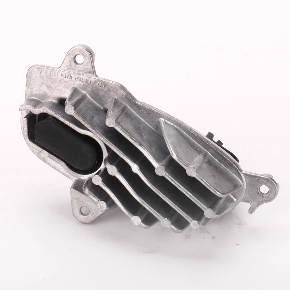 1x 63117466109 63117466110 For BMW G01 G02 X3 X4 2018 2019-2021 LED Headlight Signal Indicator Light Control Module Left / Right