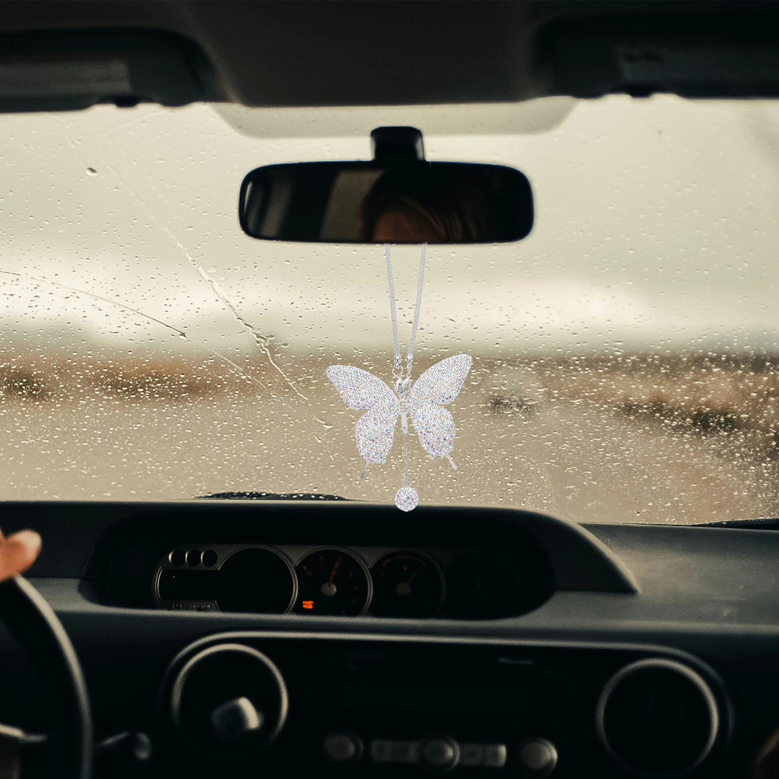 

Stainless Steel Rhinestone Butterfly Car Decor Hanging Rear View Mirror Accessory Elegant Vehicle Decoration