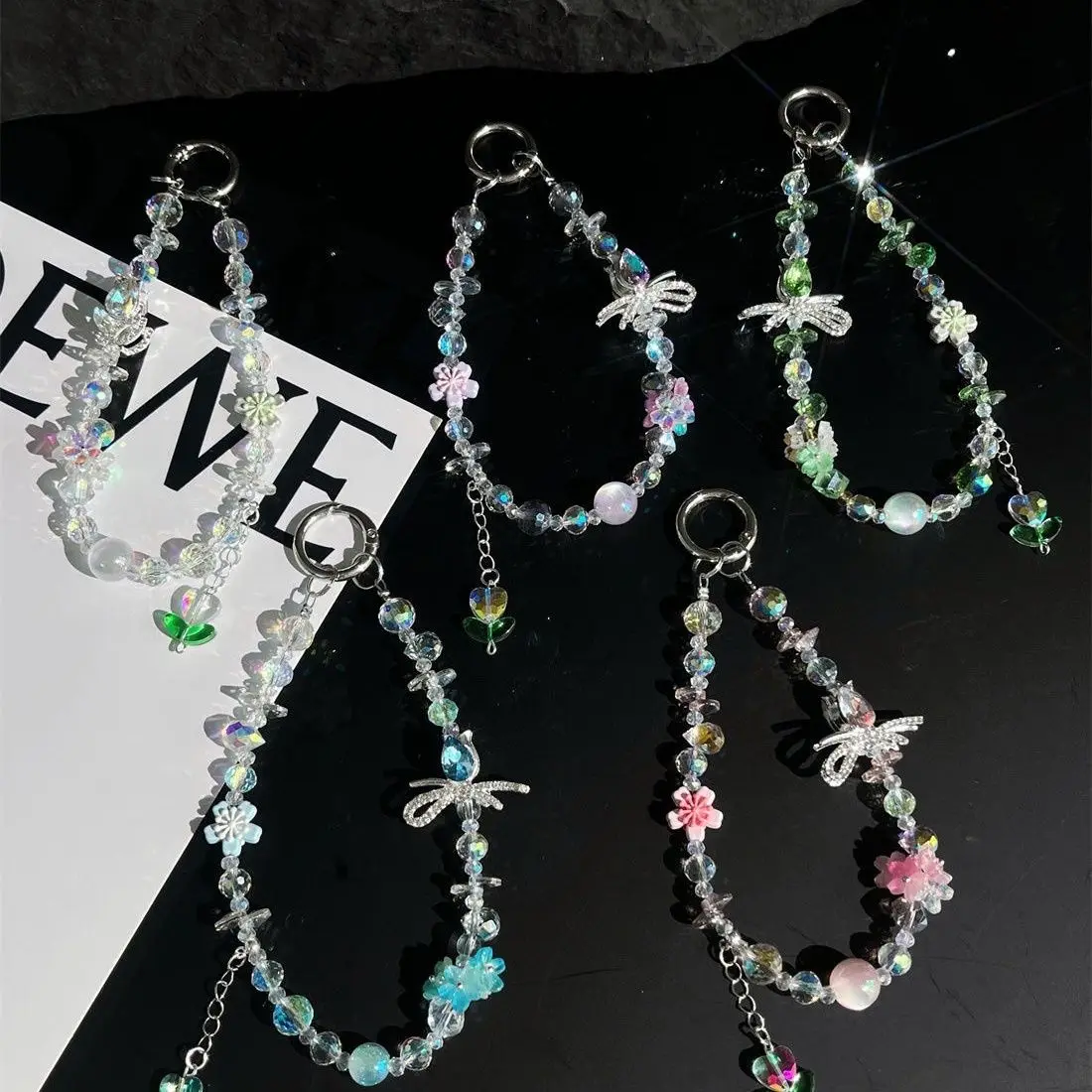 

Легкая роскошная высококачественная цепочка для телефона с цветочным кристаллом, цепочка для телефона с бусинами на запястье, нежный бант, подвесная цепочка, сумка для камеры CCD, брелок, подвеска