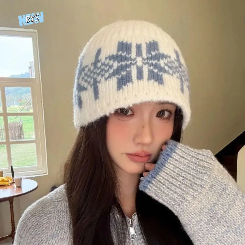 

Fashion Warm Jacquard Knitted Hat Wool Vintage Snowflake Beanies Retro Korean Printing Knit Cap Winter