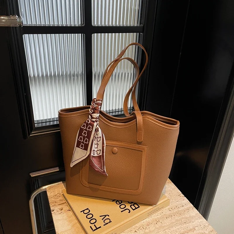 Commuter Tote Bag for Women 2024 New Fashionable Luxury Shoulder Bag Retro Large Capacity Shoulder Bag Bolso Para Un Solo Hombro