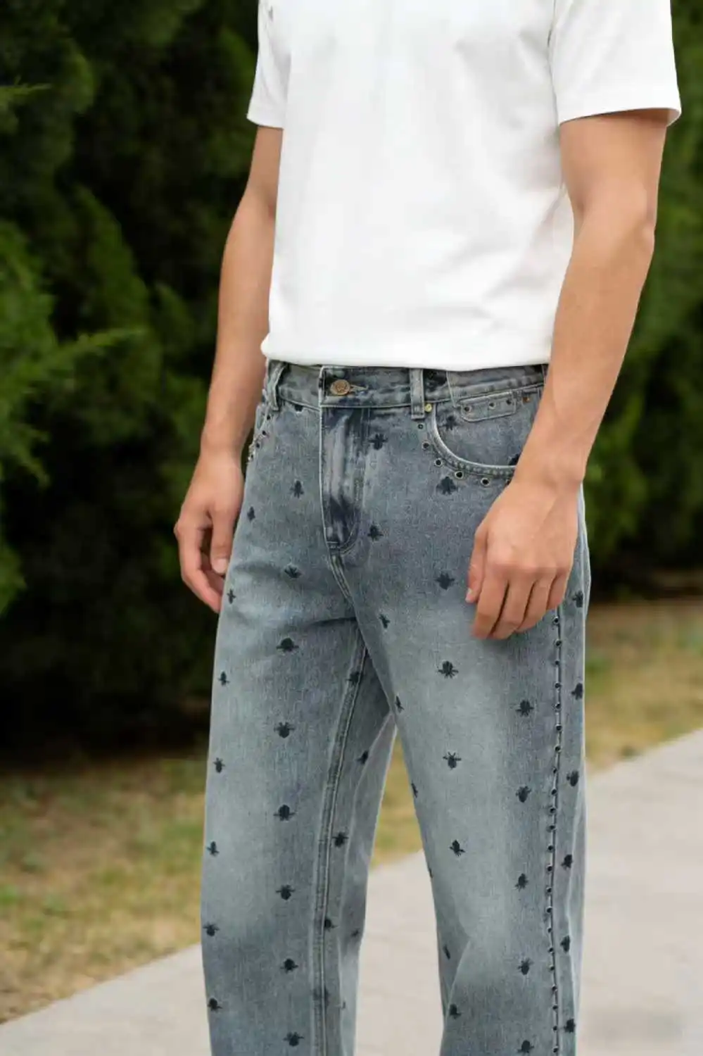 

Брюки с вышивкой и бисерной отделкой, мужские джинсы с молнией YKK, медными пуговицами, эффектом натуральной потертости