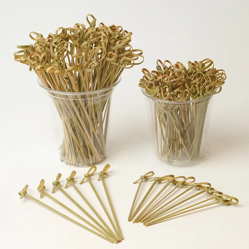 100 Uds. Brochetas de bambú desechables palitos de bambú Natural palillos de cóctel palillos de dientes bebida fruta comida postre palitos de barbacoa