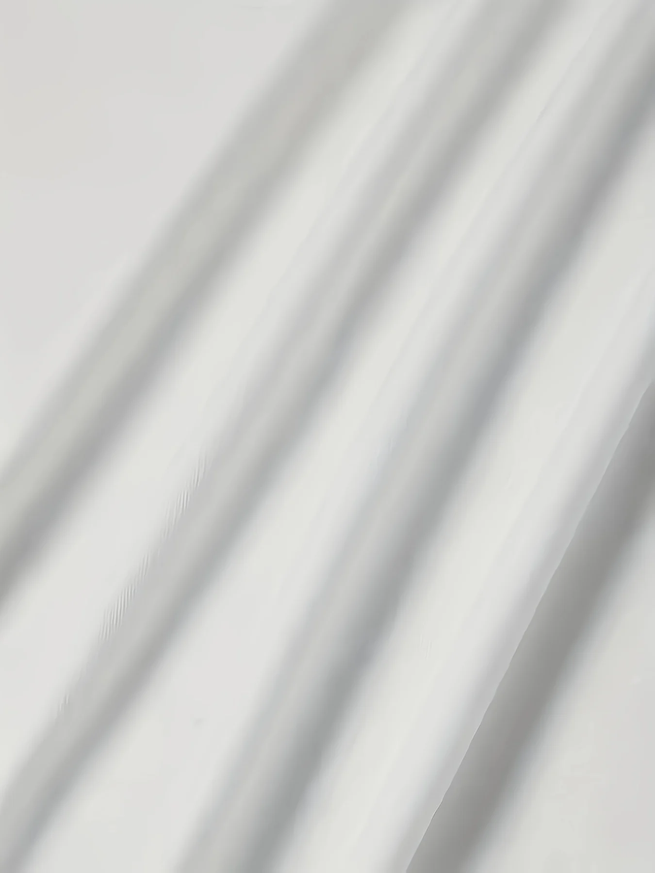 "أنا أحبك حياةك كاملة، سأفتقدك ابن لراقي الأنا" حرف وأجنحة الملاك ورسومات الفراشة، رقبة دائرية قصيرة