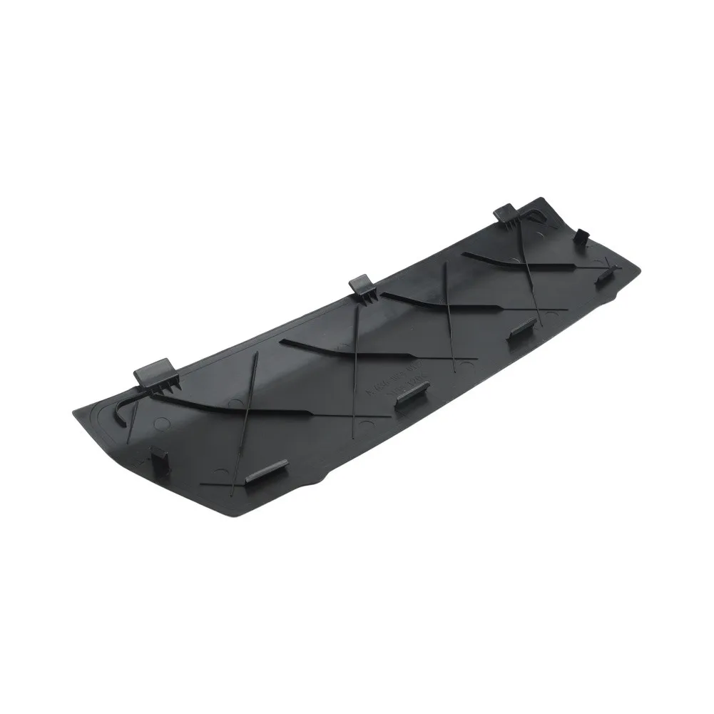 Windshield Lower HVAC Filter Panel Cover for Mercedes For VITO W639 and A639840022 OEM-Compatible Replacement Part