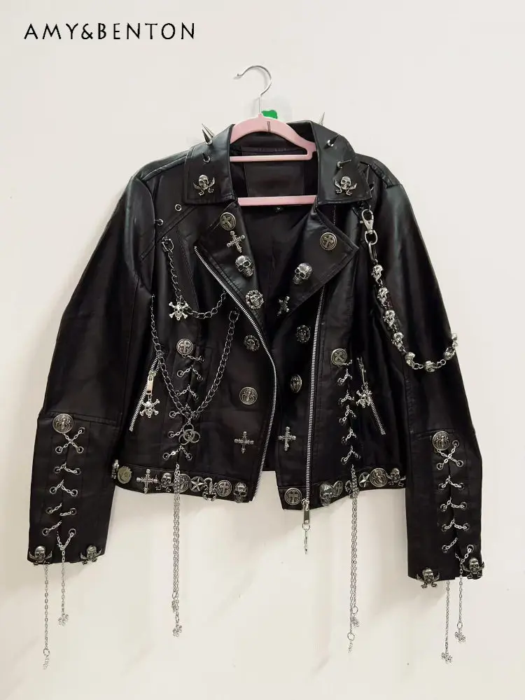 Jaqueta Feminina Curta de Couro PU com Correntes e Rebites Pesados, Estilo Gótico Punk Rock Urbano, Nova Coleção Primavera/Outono