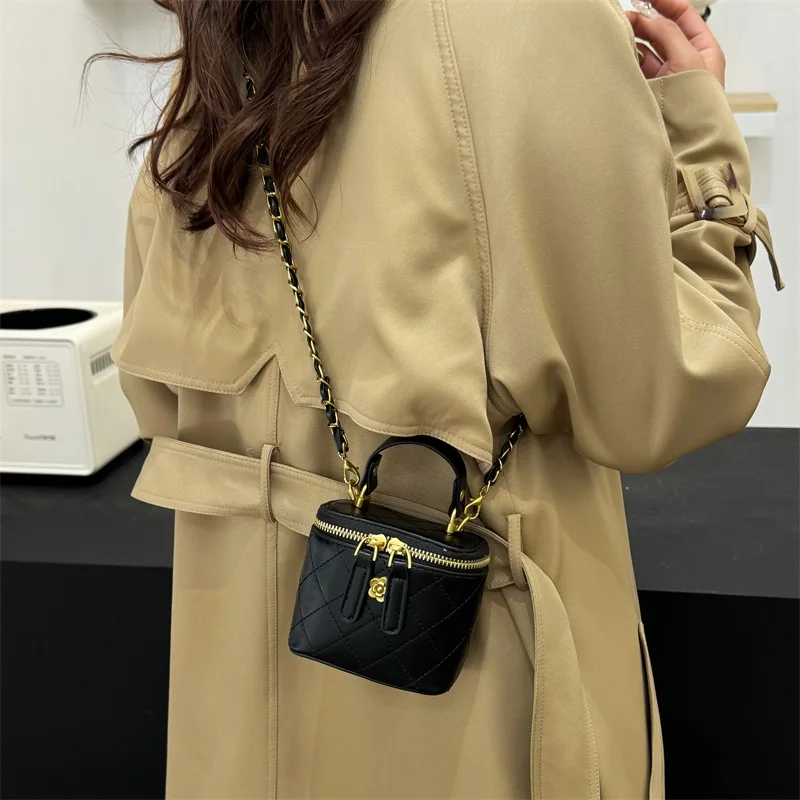 Sac à main en cuir de luxe pour femmes, fourre-tout classique élégant, fourre-tout à bandoulière, sac à main de styliste élégant pour les looks chics quotidiens
