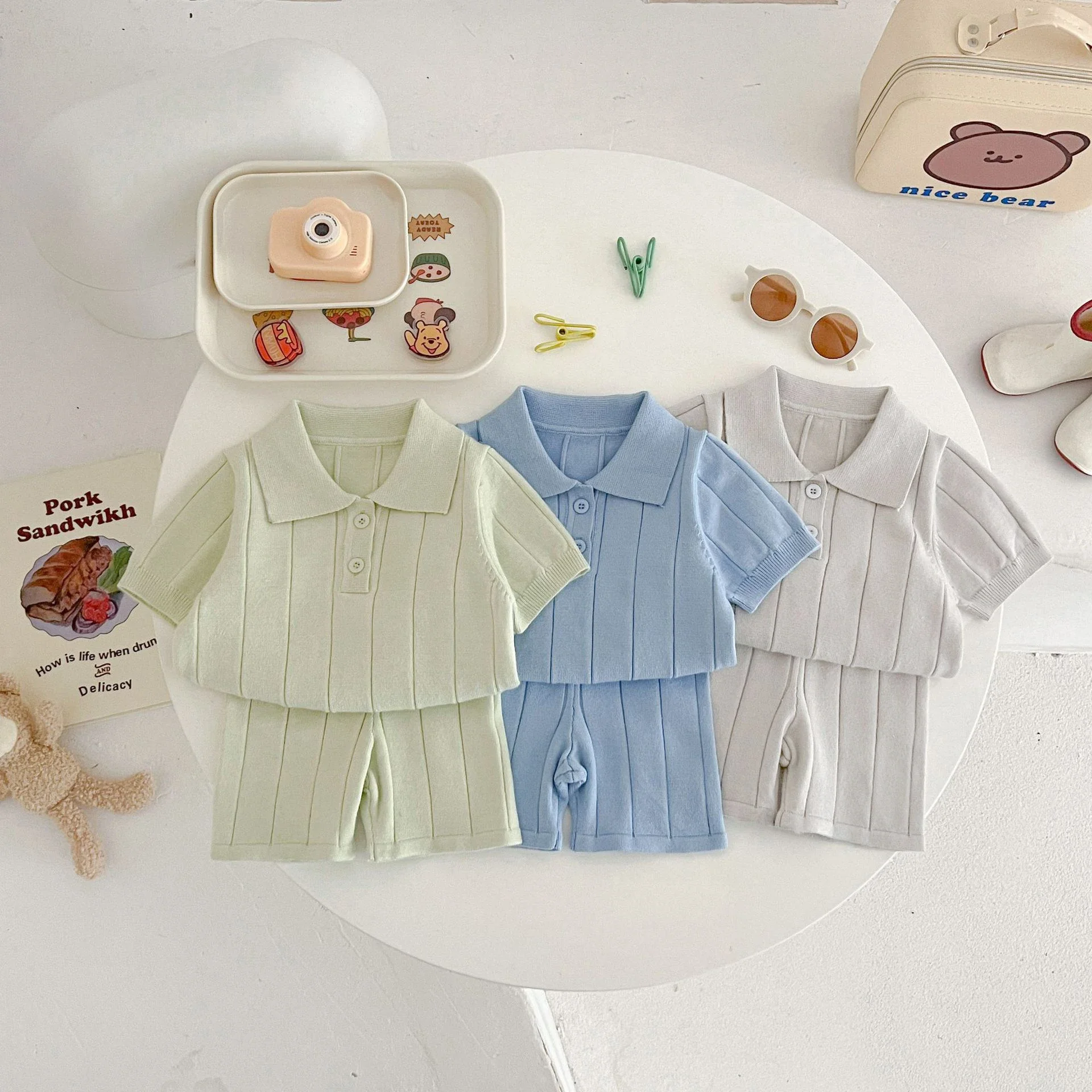 

Комплект трикотажной одежды для мальчиков и девочек, однотонные топы с короткими рукавами и лацканами, шорты, костюмы из 2 предметов, весна-лето, детский пуловер, рубашка