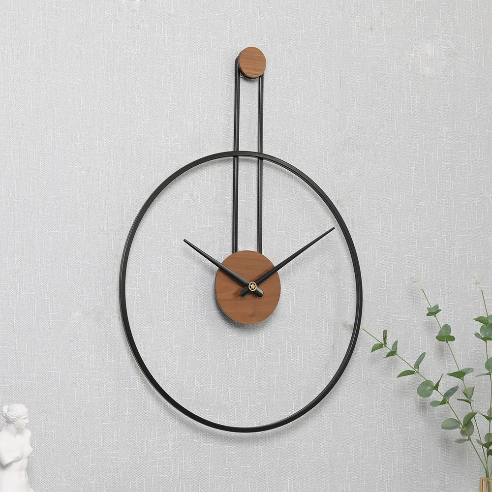 Креативная простота, железные испанские персонализированные художественные часы для ресторана, спальни, гостиной, украшения дома, современный дизайн, настенные часы