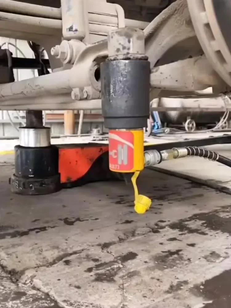 Hydraulic Pneumatic Ball Head Remover Cylinder Hydraulic Pneumatic Ball Head Extractor Large Truck Disassembly Equipment Tools