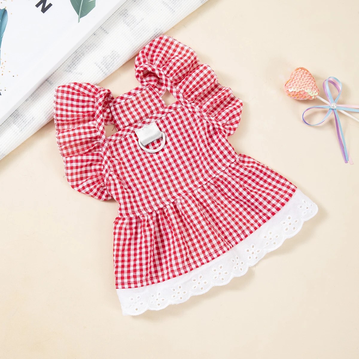 Rotes kariertes Hundekleid mit D-Ring, Rüschenärmeln, Spitzenrock, Sommer-Prinzessinnenkostüm für kleine Hunde, Katzen, Bichon, Teddy, Chihuahua.
