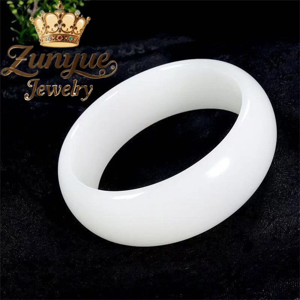 

High - End Natural Hetian Jade Gift Bracelet, Sheep Fat Jade Widened Tire Bracelet Fashion Jewelry Best Selling Exquisite Elegan