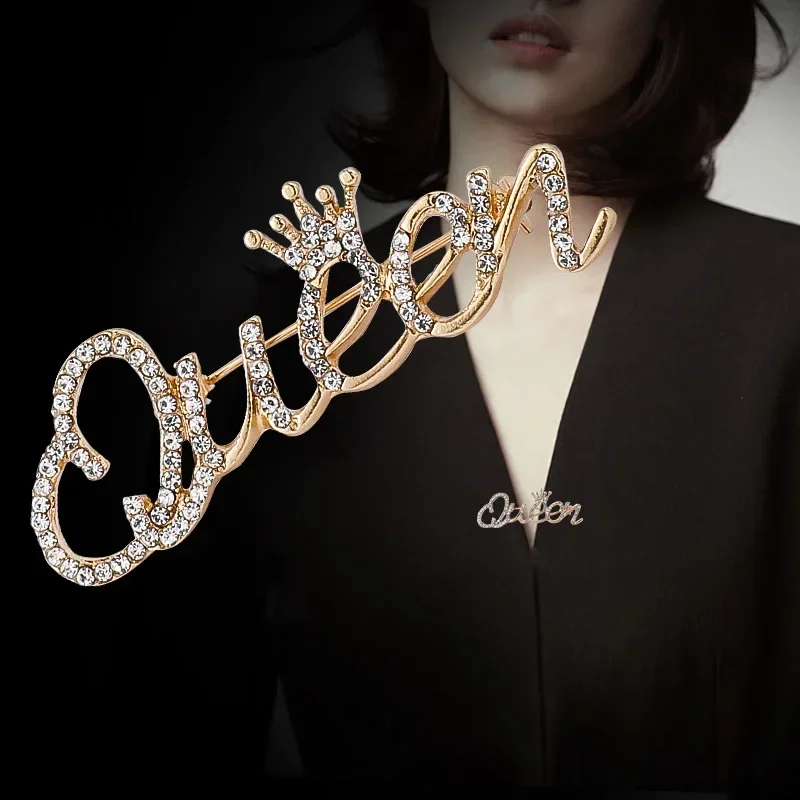 Personalized Diamond Letter Badge Custom Name Brooch Stainless Steel Customized Logo Rhinestone Broochs Women Unique Jewelry