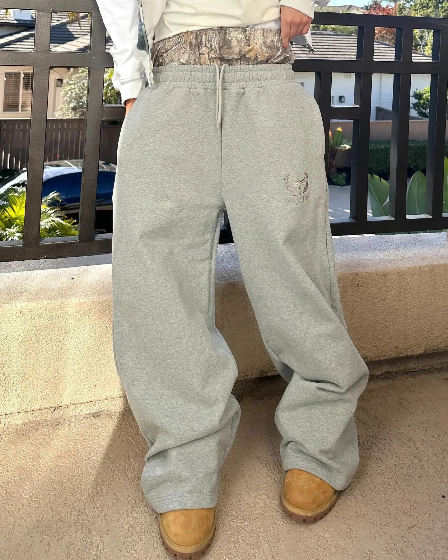 Y2K Retro Sweatpants Double Waisted Embroidered American Camouflage Pattern Wide Leg Pants Men Trend Casual Streetwear Pants