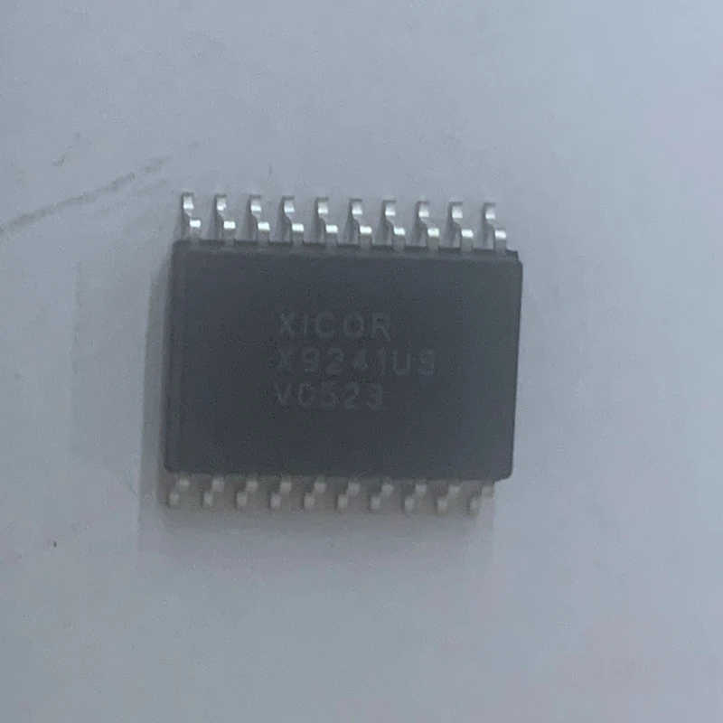 5pcs-20pcs X9241US  SOP-20 5V Four-channel non-volatile digital potentiometer (E²POT) chip