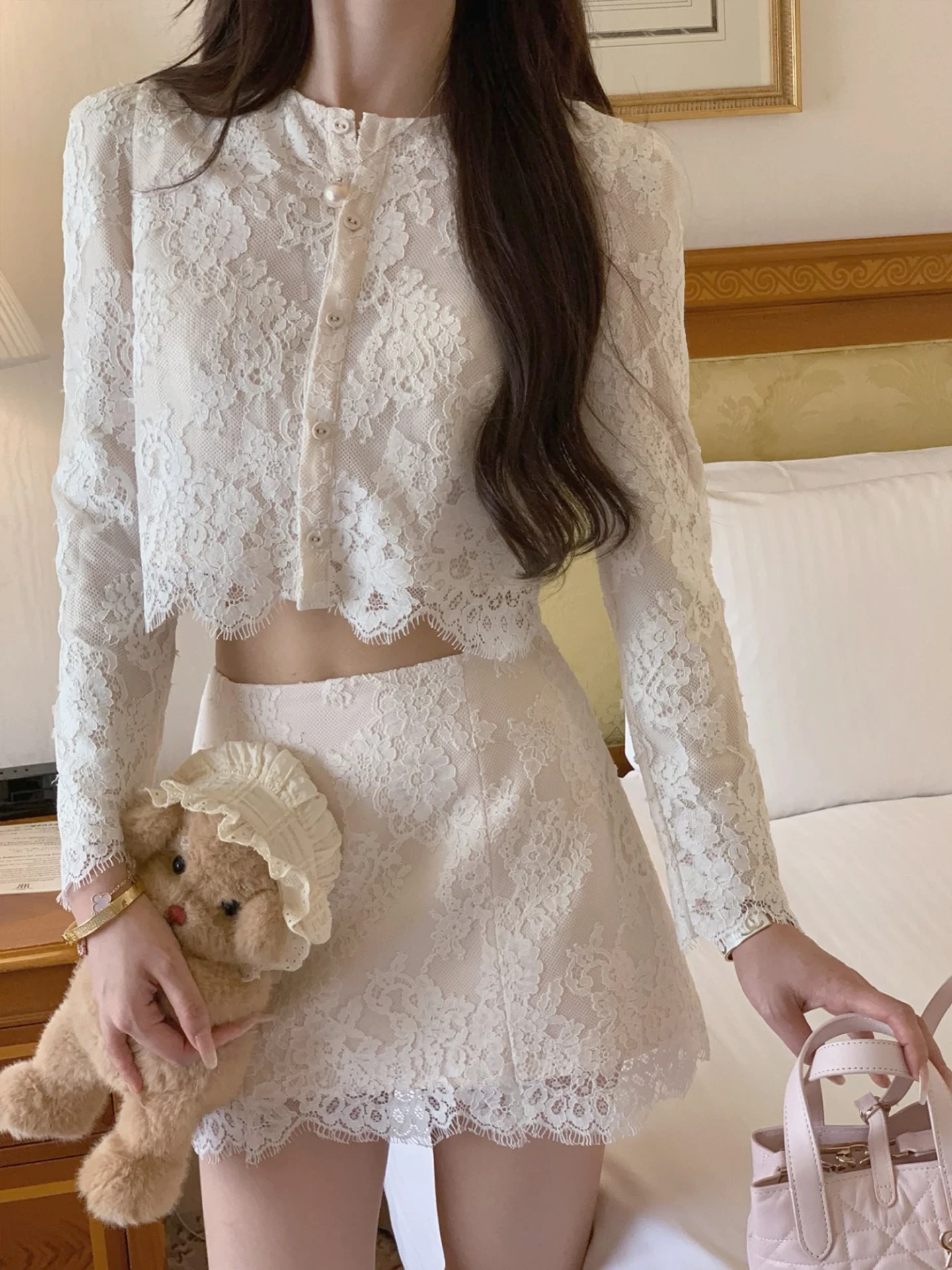 Palace Style White Hollow Flower Lace Short Jacket Short Skirt Women's French Round Neck Embroidery Two-piece Set