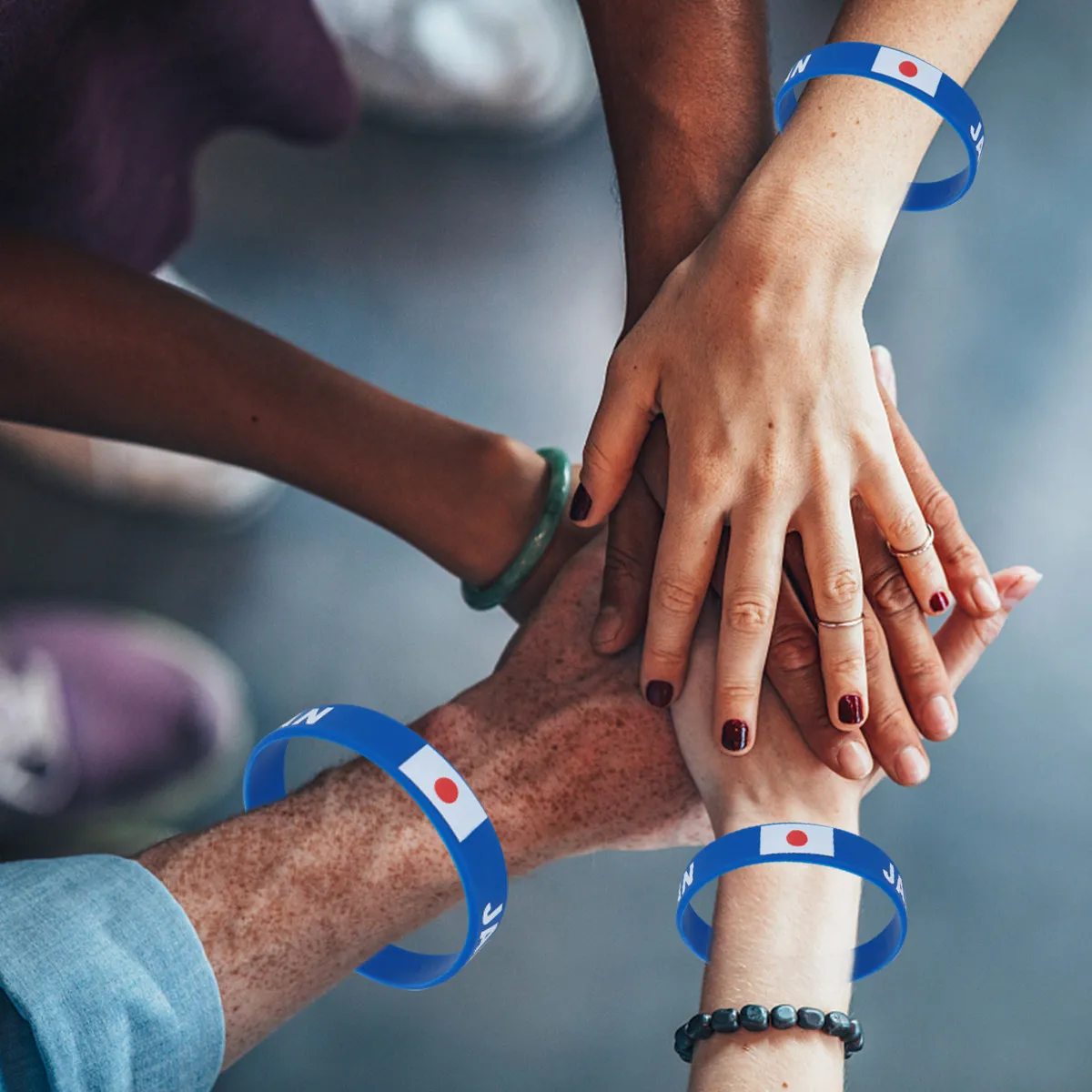 6Pcs Silicone Country Wristband Soft Comfortable Sports Bracelet One Size Fits Most Football Match Game Fans Cheer Accessories