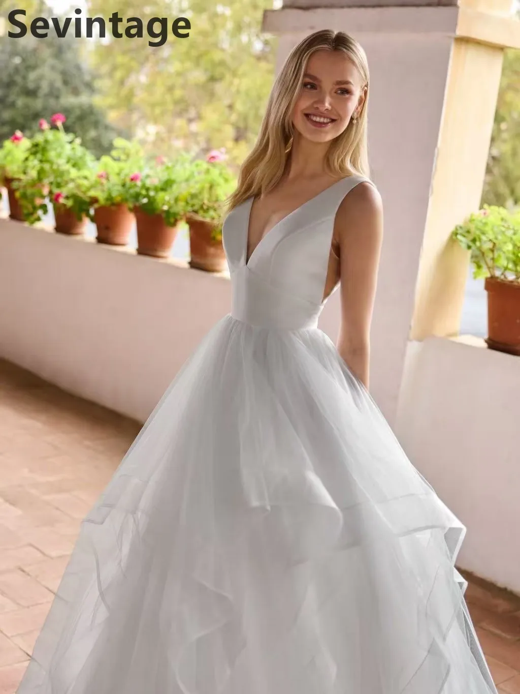 Sevintage 2025 فستان زفاف الأميرة مثير الخامس الرقبة تكدرت ألف خط بلا أكمام فستان زفاف vestidos de novia مخصص