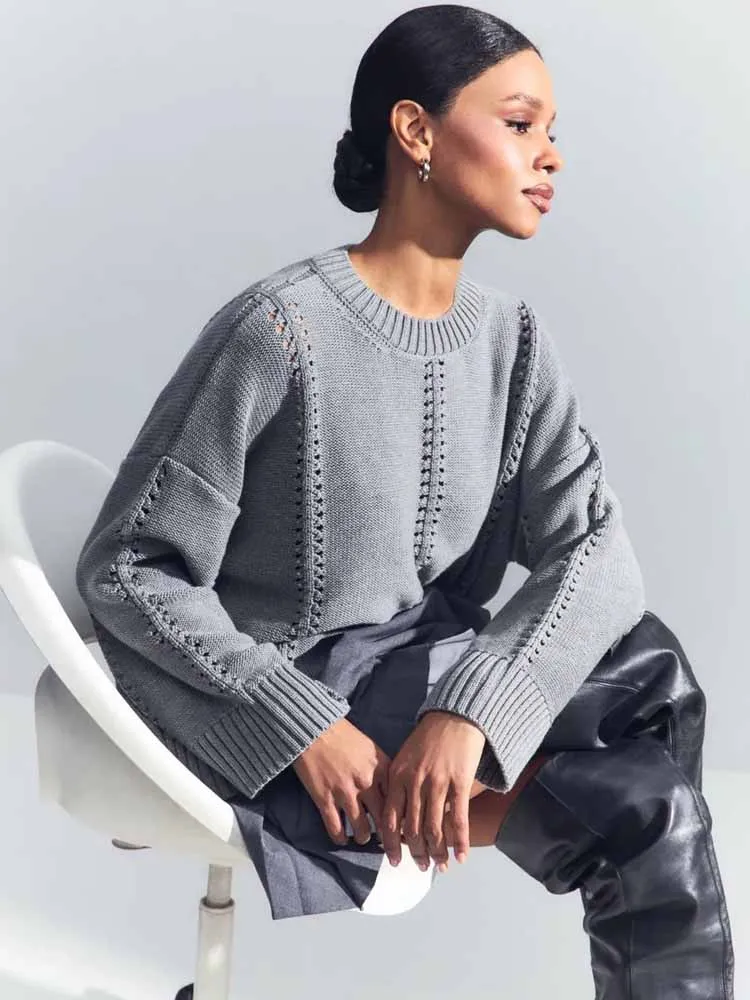 BKQU سترات نسائية غير رسمية مفرغة للخريف والشتاء فضفاضة برقبة دائرية بلوفر مغزول بلون سادة سترات هاراجوكو للشارع