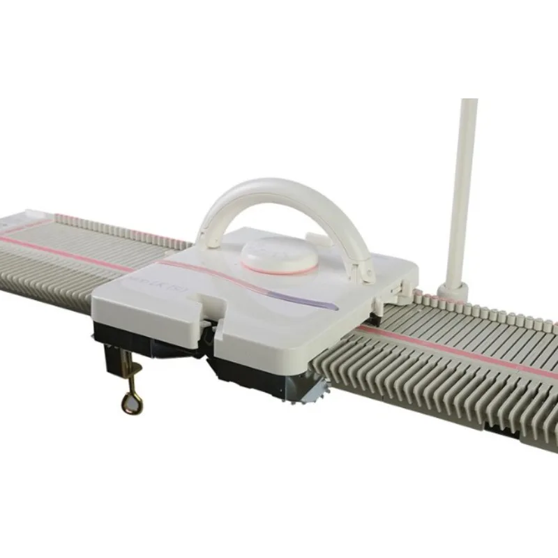 

Аксессуары для вязания жаккардовых свитеров ручной работы, простые в эксплуатации.