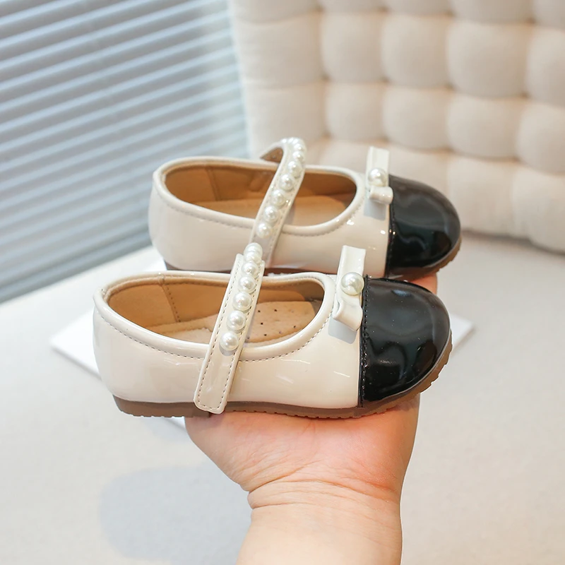 Spring New Girls Leather Shoes Kids Fashion Cute Bow Pearl Princess Shoes Patchwork Children's Anti Slip Flats Mary Jane Shoe