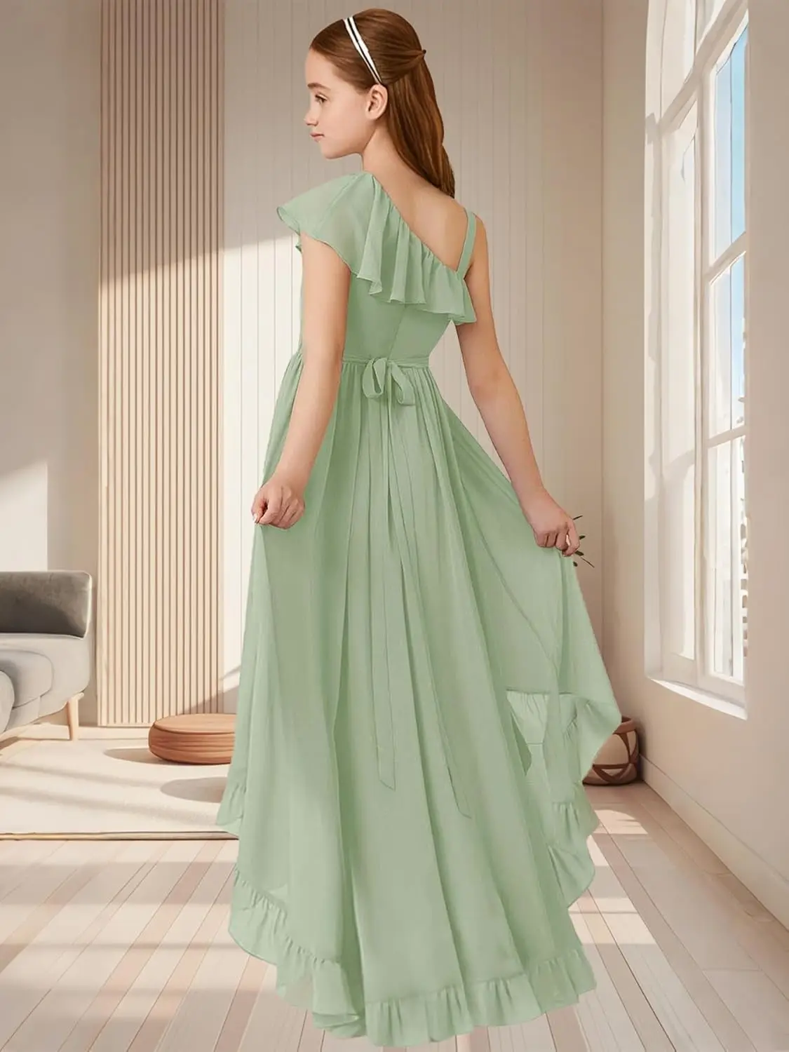 ชุดเพื่อนเจ้าสาวรุ่นจูเนียร์ทรงเอไลน์ ผ้าชีฟองแบบไฮโลว์ ชุดราตรีงานเลี้ยงยาวสำหรับเด็กผู้หญิง พร้อมดีเทลลายดอกไม้