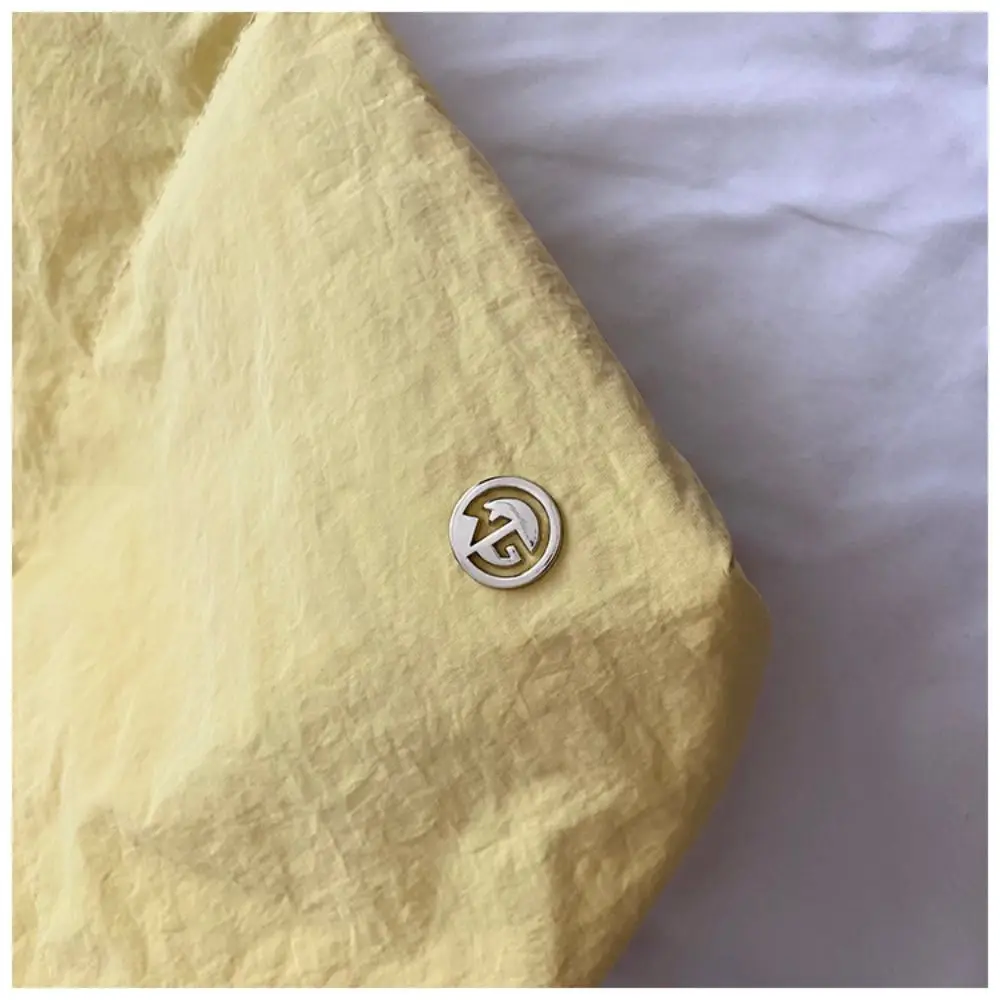 防水ナイロンショルダーバッグ無地布クロスボディバッグ大容量プリーツ巾着バケットバッグ