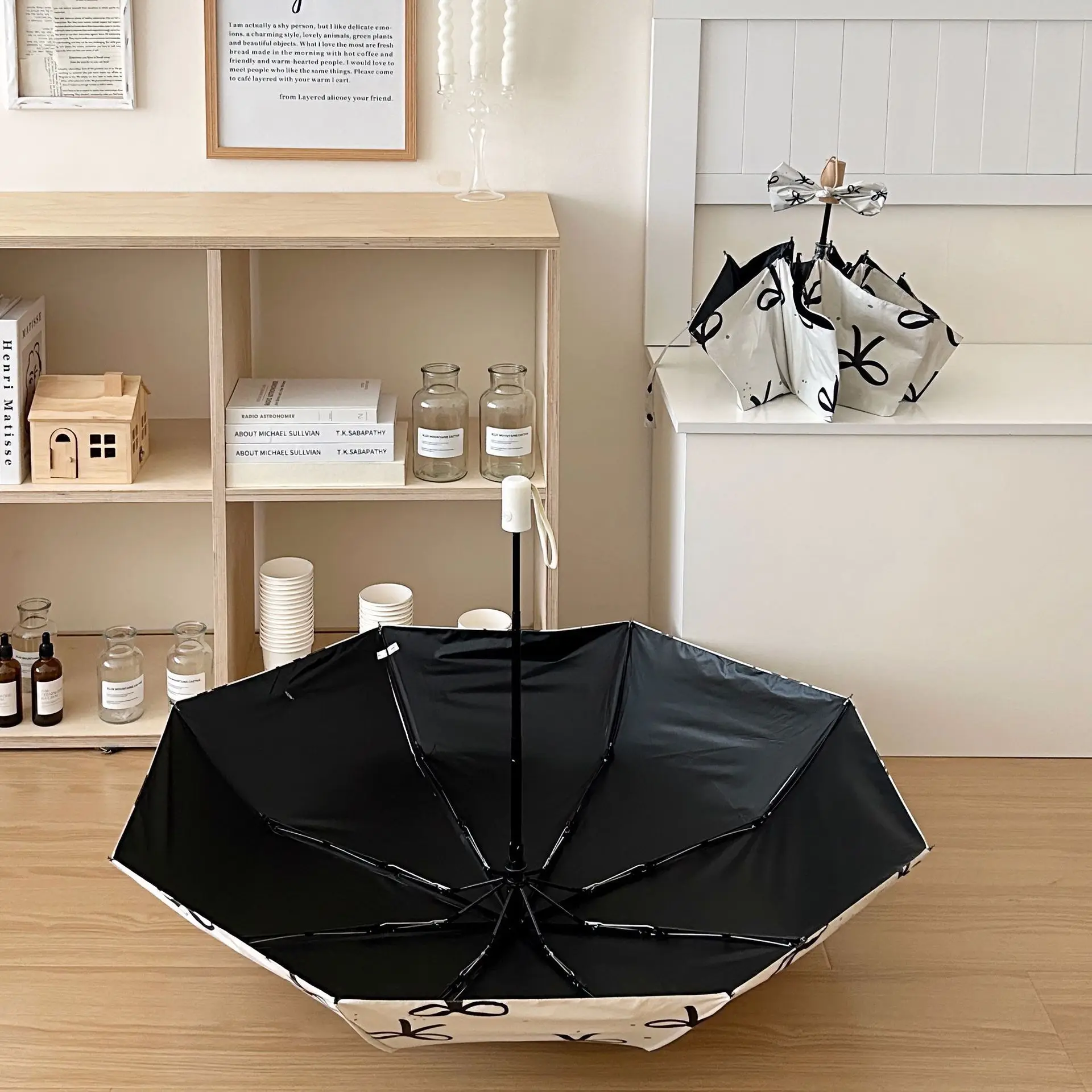 Bow Shaped Folding Umbrella for Both Rain, Automatic Black Glue Sun Umbrella, UV Resistant, Portable, Compact and Exquisite