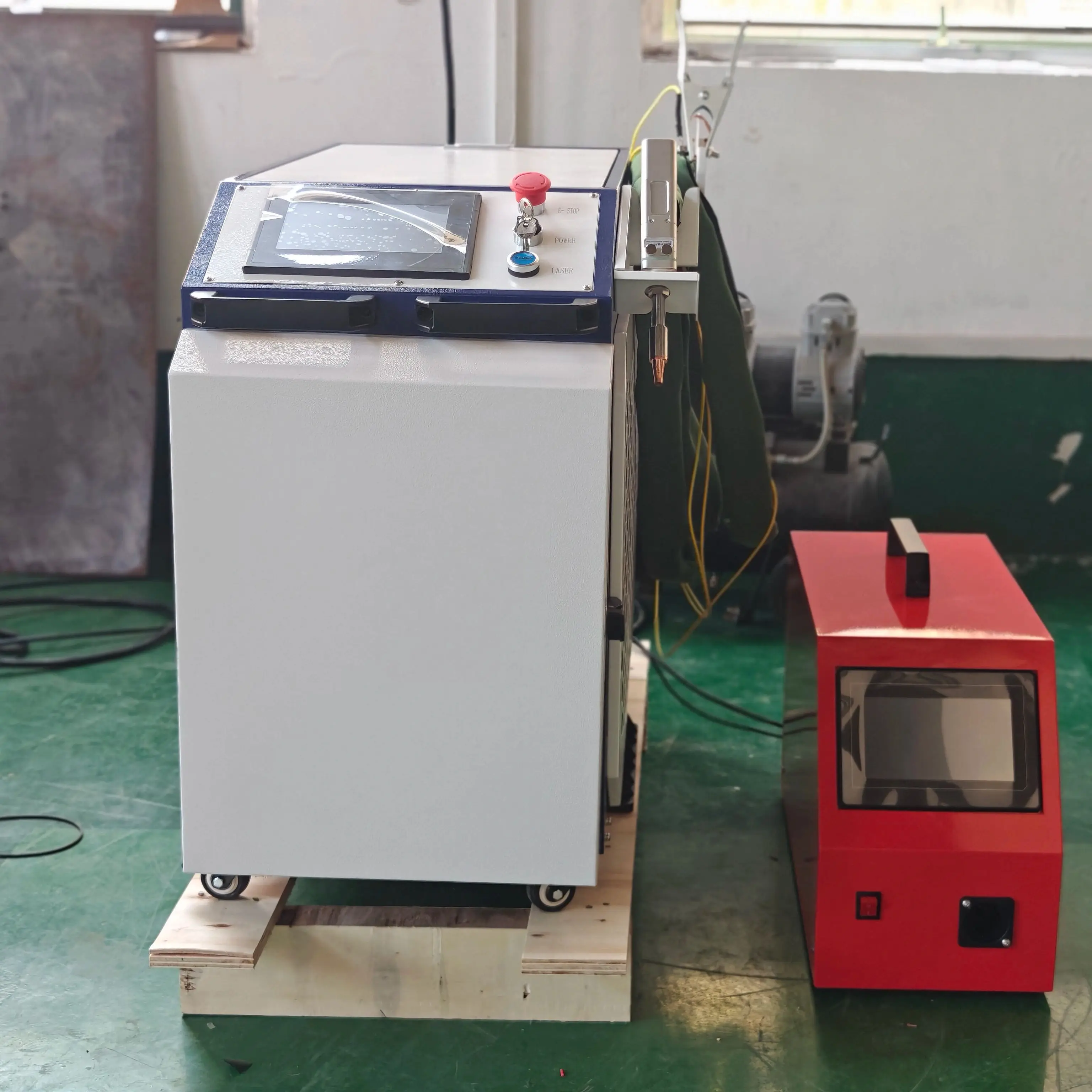 High Quality 3000W Portable Welding Machine Handle Durable Easy to Use Direct Factory Outlet