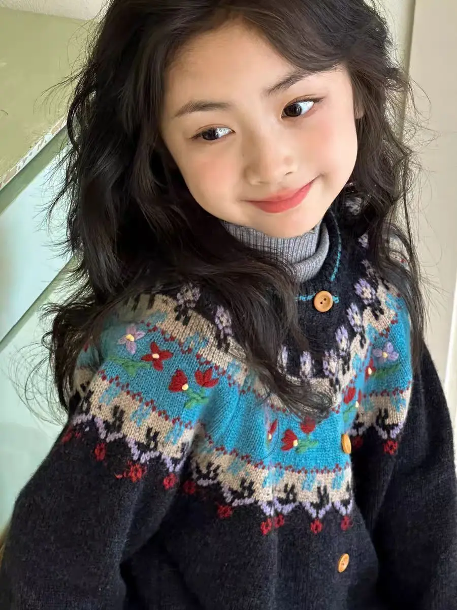 

Girls' Autumn Knitted Jacket New Children's Retro Color blocked Sweater Cardigan 90-140cm