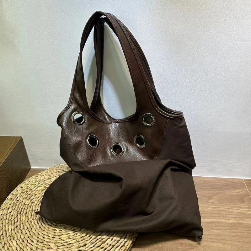 

Retro Soft Pu Leather Riveted Tote Bag New Style Women's Large-capacity Commuting Single-shoulder Shopping Bag Purses Handbags
