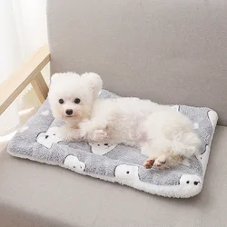 Pet Sleeping Mat Warm Dog Bed Soft Fleece Pet Blanket Cat Litter Puppy Sleep Mat Lovely Mattress Cushion for Small Large Dogs
