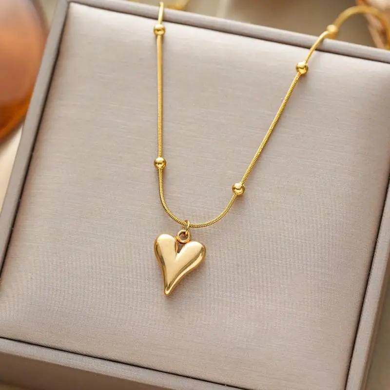 Stainless Steel Heart Pendant Necklace for Women High Quality Waterproof Metal Texture Choker Necklace Jewelry Party Gift